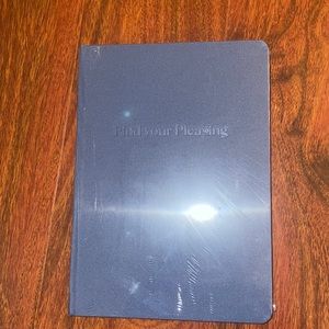 PLEASING blue journal